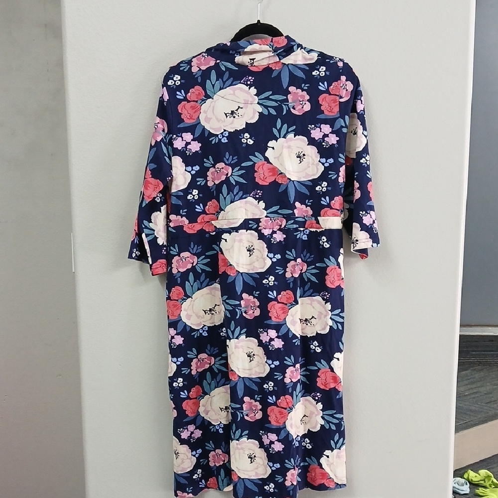 Floral Wrap Dress with Belt - Picture 6 of 7